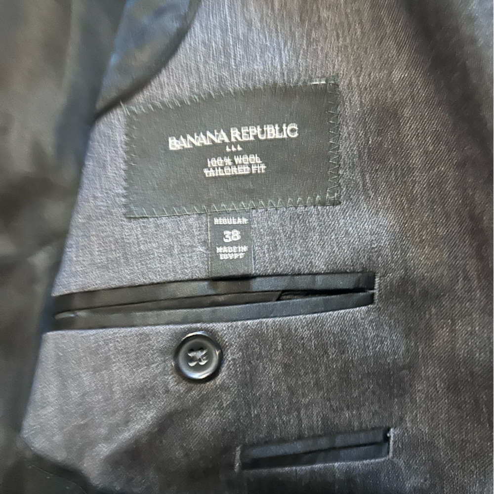 Banana Republic Factory - Men's Charcoal Grey Blazer - Picture 3 of 5